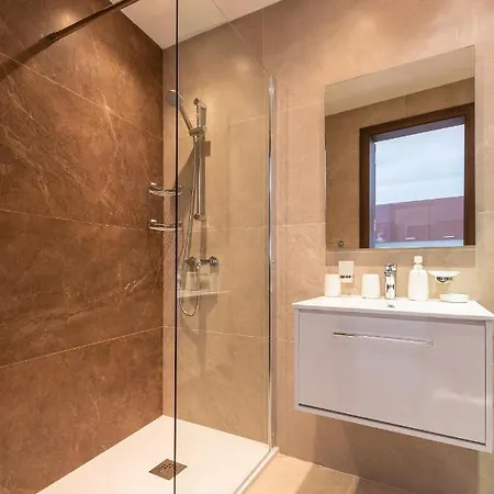 High-end With Comfy Bed & Super Wifi By 360 Estates San Ġwann