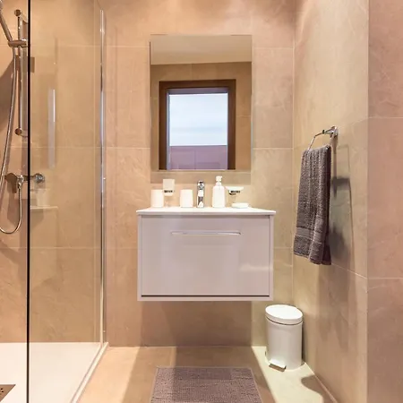 High-end With Comfy Bed & Super Wifi By 360 Estates Apartament *